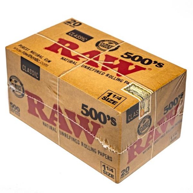 RAW 1 1/4 CLASSIC ROLLING PAPER 500CT BOX OF 20