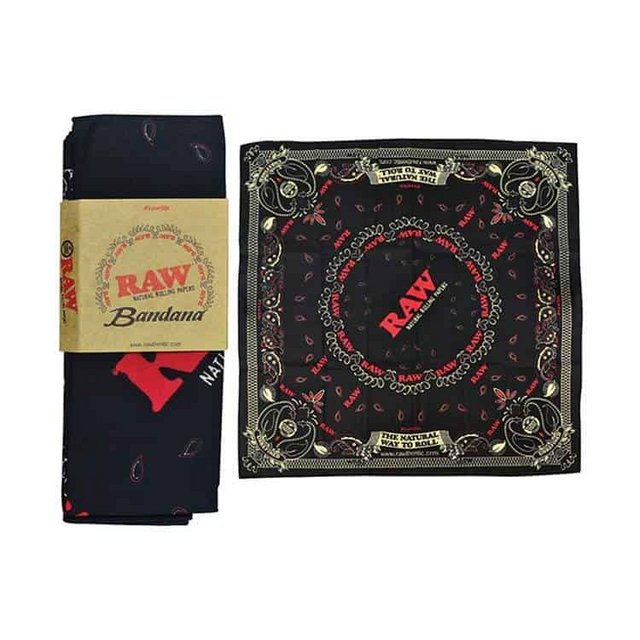 RAW BLACK BANDANA